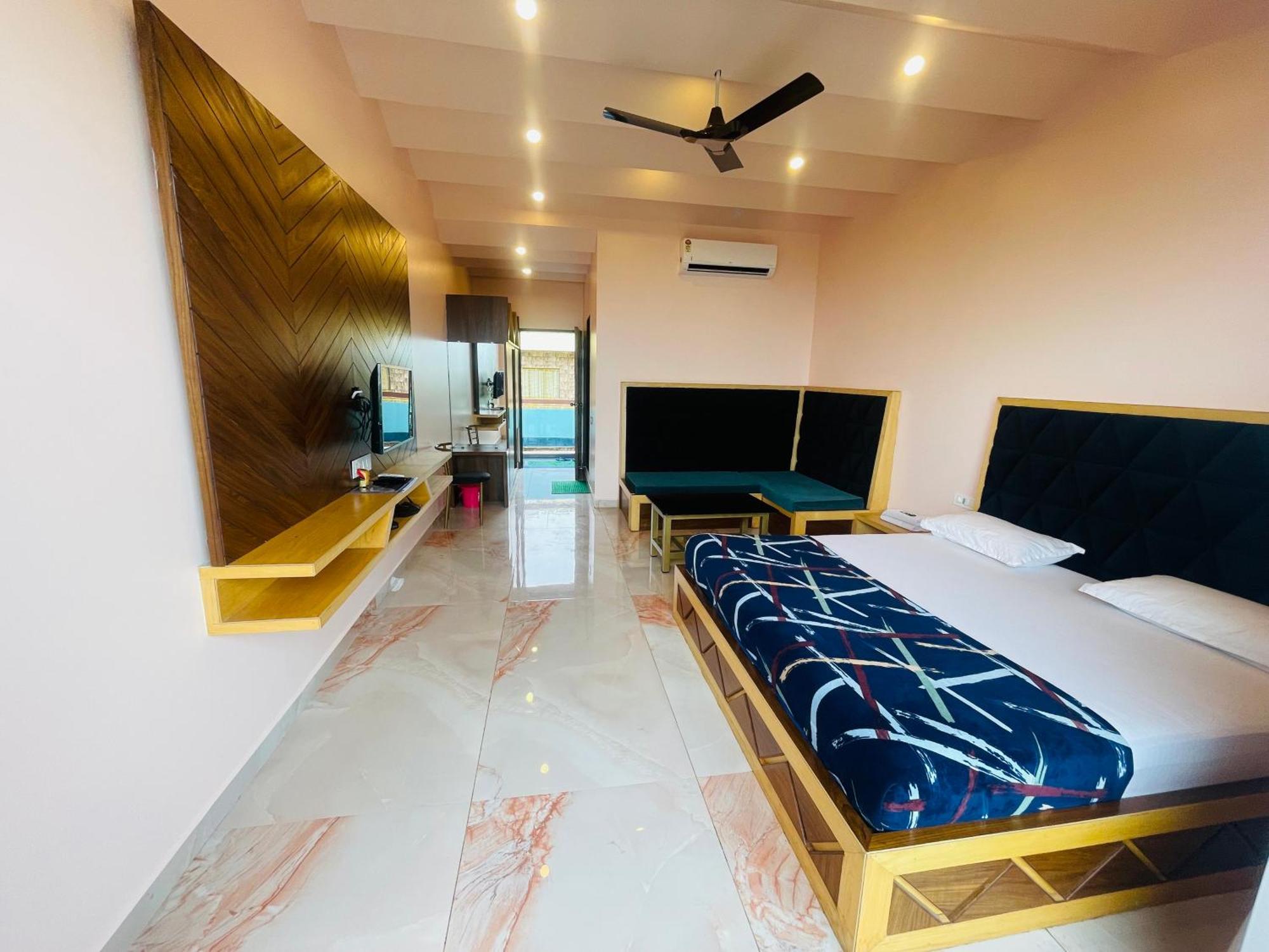 Natural Resort Panhala Exterior foto