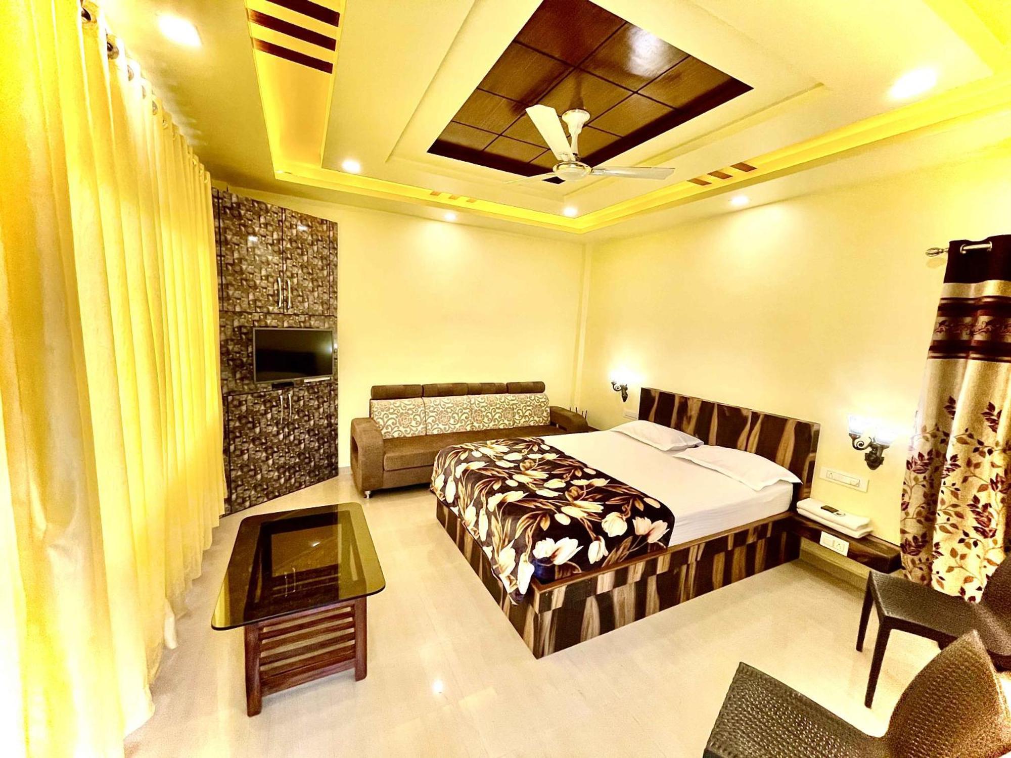 Natural Resort Panhala Exterior foto
