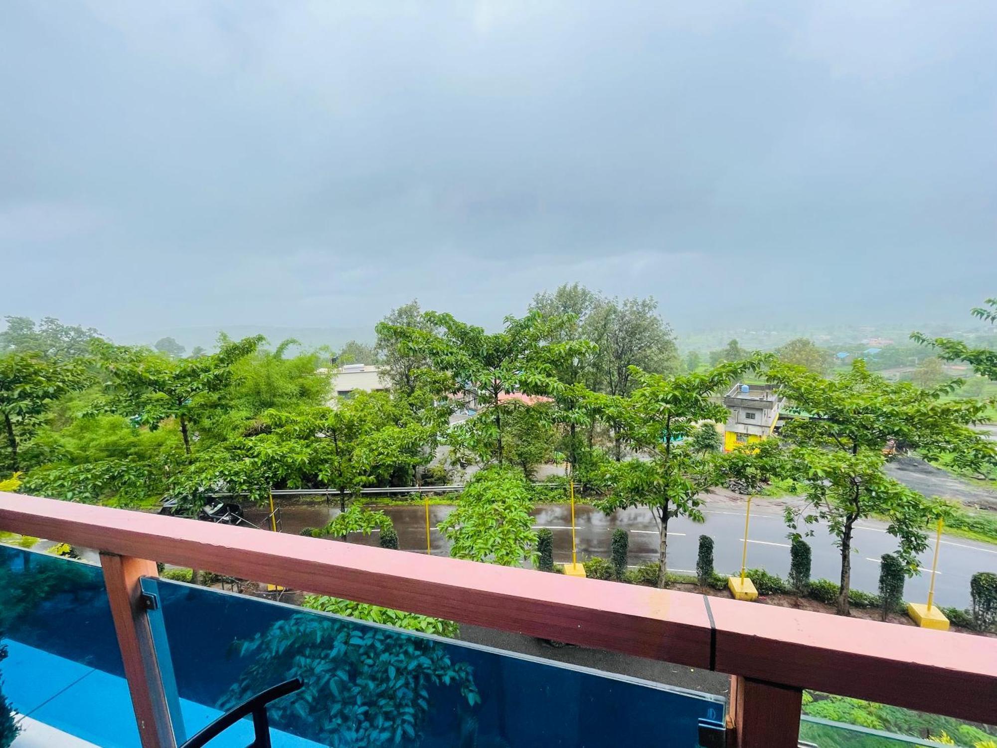 Natural Resort Panhala Exterior foto