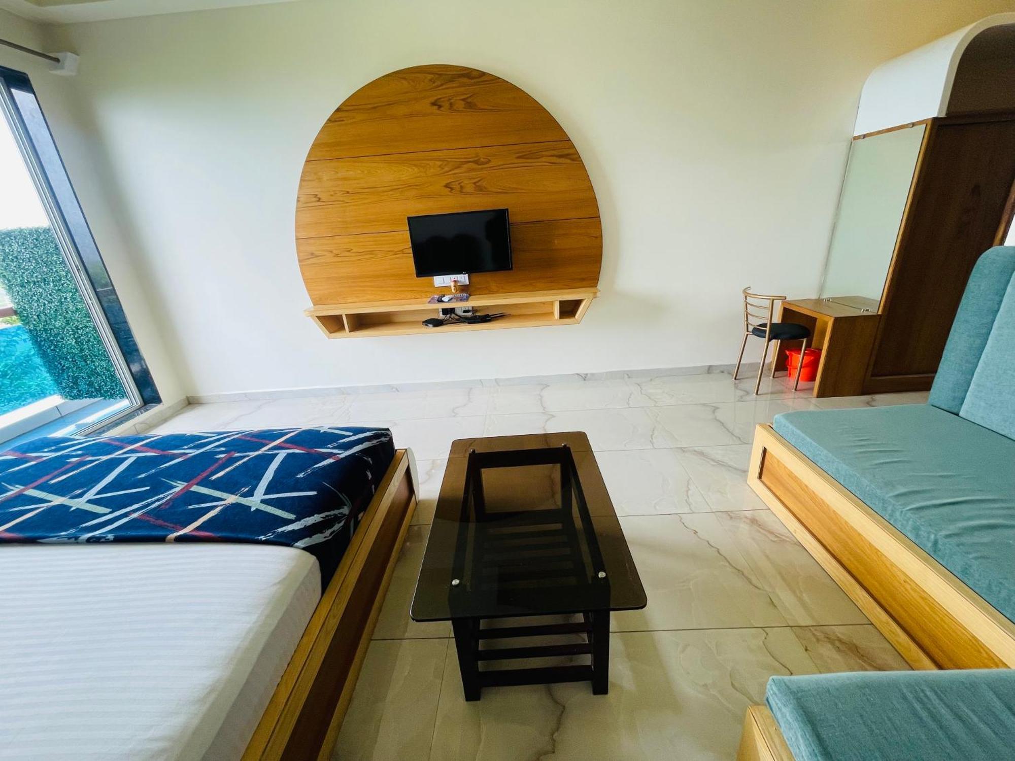 Natural Resort Panhala Exterior foto
