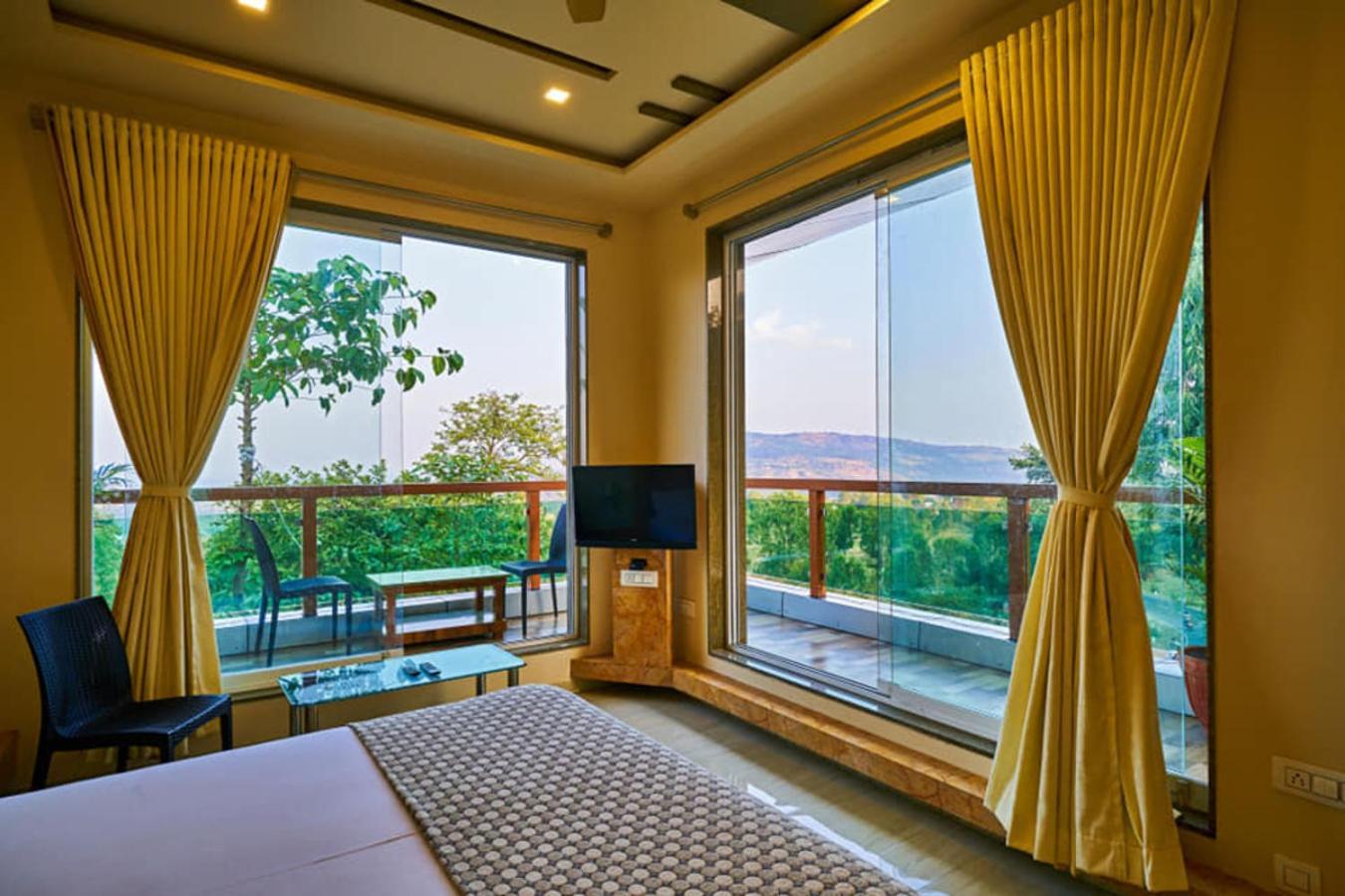 Natural Resort Panhala Exterior foto